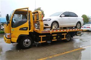 庄行镇附近拖车救援24小时服务热线